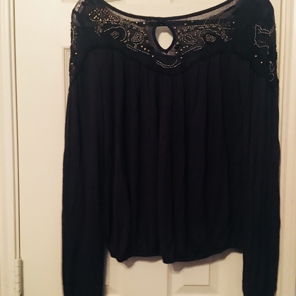 EUC Free people navy beaded top. No flaws - Picture 4 of 4